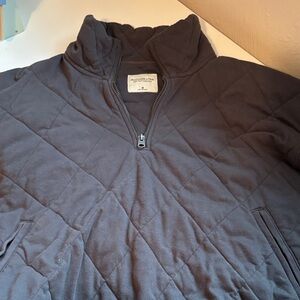 American Eagle Outfitters Charcoal Quilted Pullover